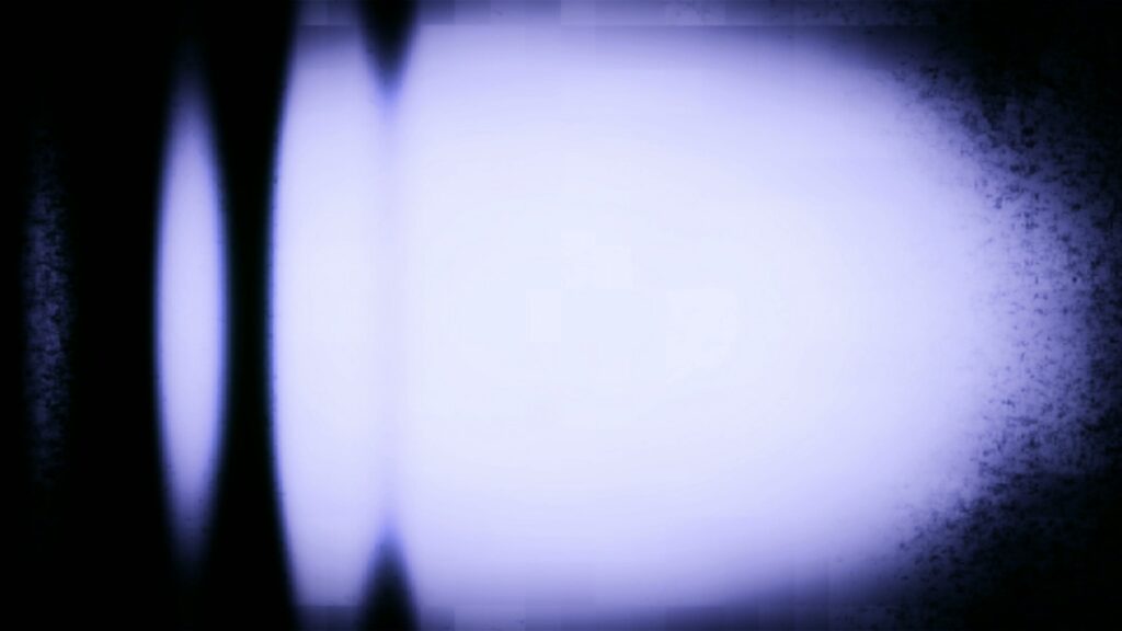 Abstract Light Streak 4K Animation Loop